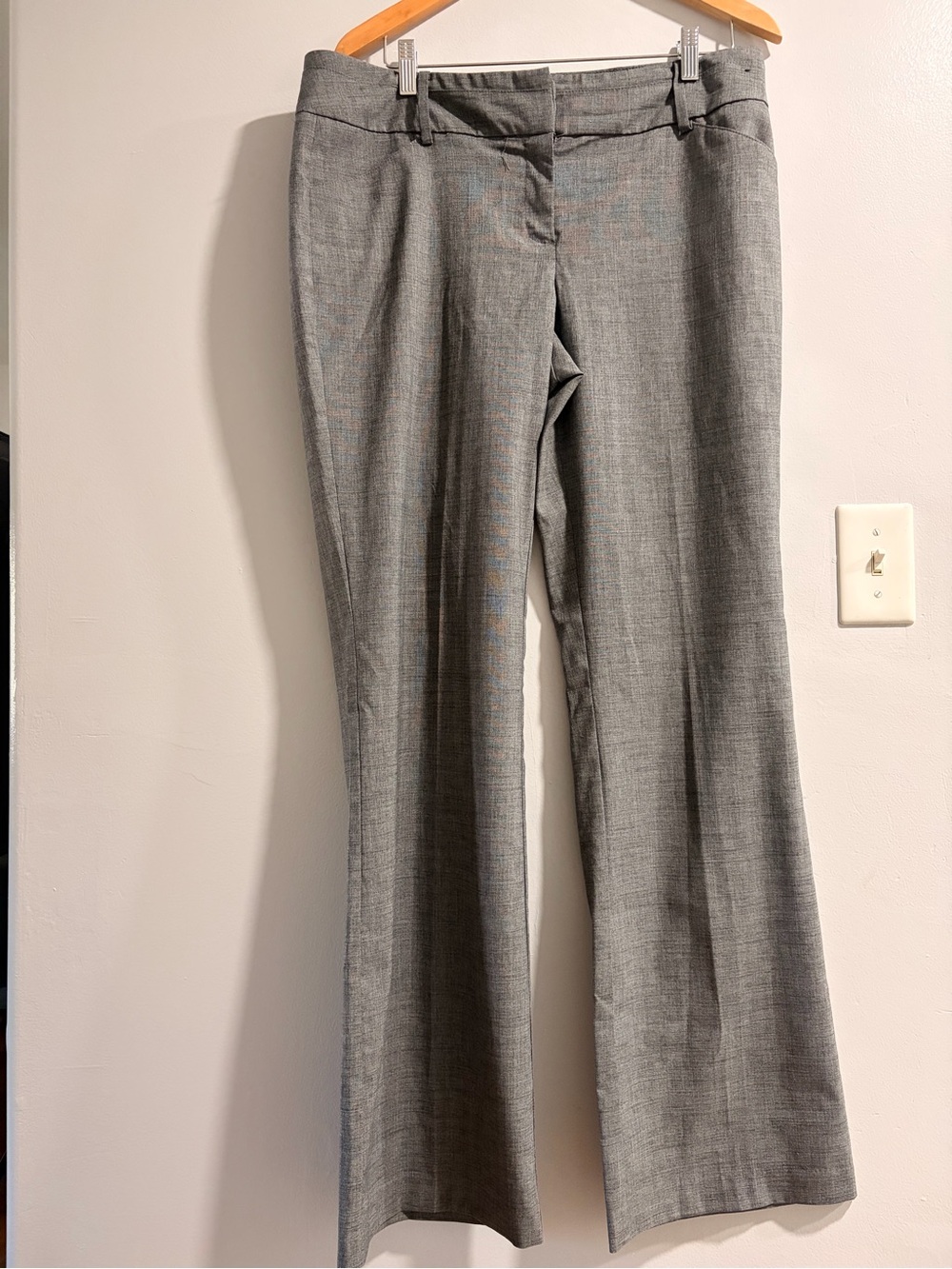 New York & Company Women's Gray Dress Pants - Straight Leg
